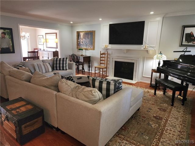 64 Hickory Hill Road, Amherst, NY 14221