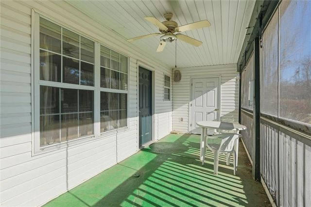 2330 NE 68th Street, Kansas City, MO 64118