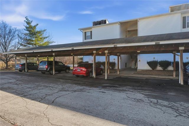 2330 NE 68th Street, Kansas City, MO 64118