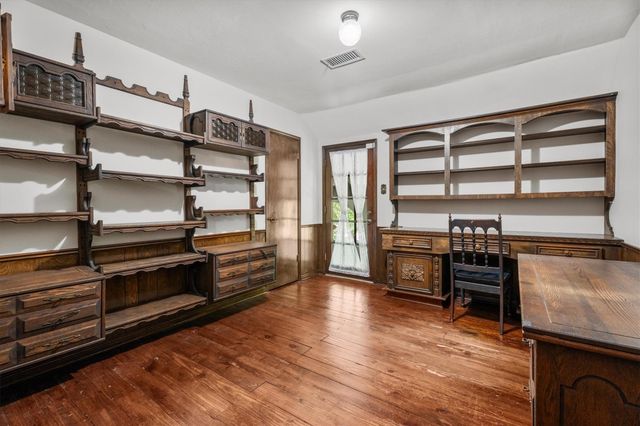 3802 Midforest Drive, Houston, TX 77068