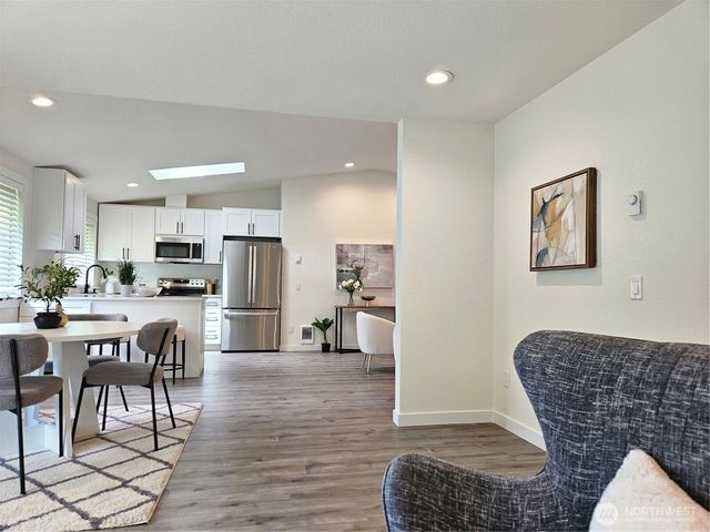 16706 6th Avenue SE, Bothell, WA 98012