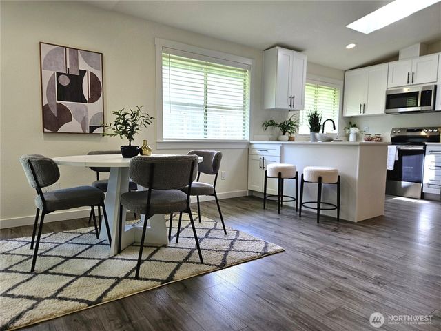16706 6th Avenue SE, Bothell, WA 98012