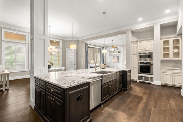 1518 Hillendahl Boulevard, Houston, TX 77055