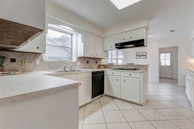 3502 Rolling Green Lane, Missouri City, TX 77459