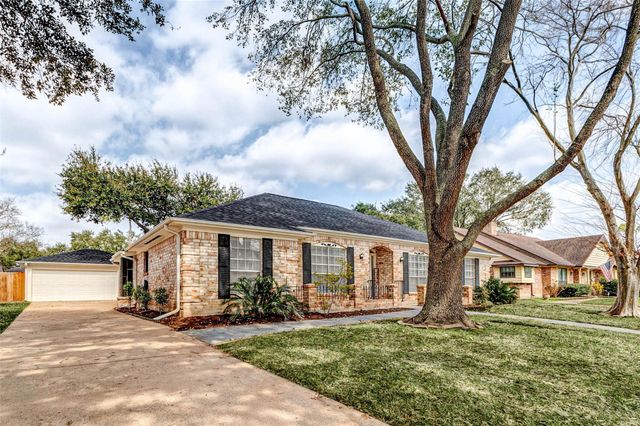 3502 Rolling Green Lane, Missouri City, TX 77459