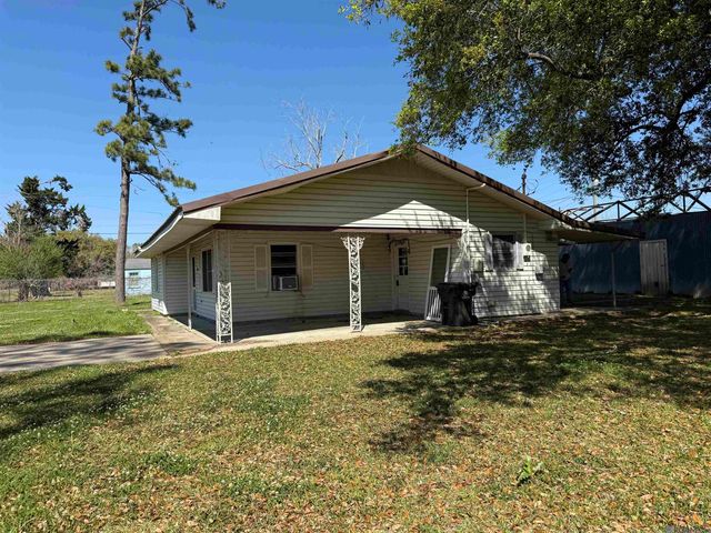 963 Bayou Dularge Rd, Houma, LA 70363