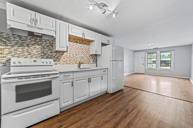 645 NE 38th Street A, Oakland Park, FL 33334