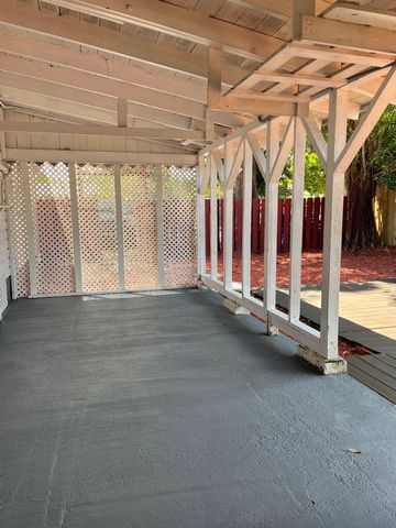 645 NE 38th Street A, Oakland Park, FL 33334