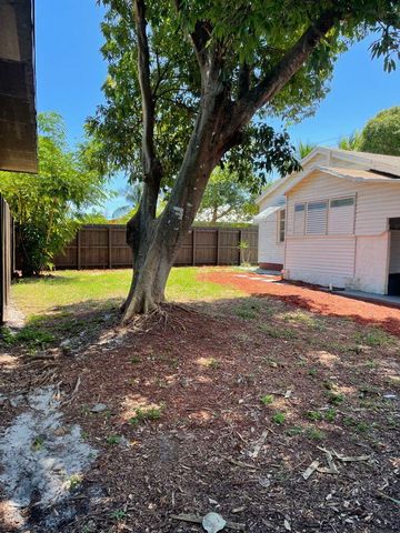 645 NE 38th Street A, Oakland Park, FL 33334