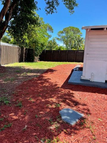 645 NE 38th Street A, Oakland Park, FL 33334