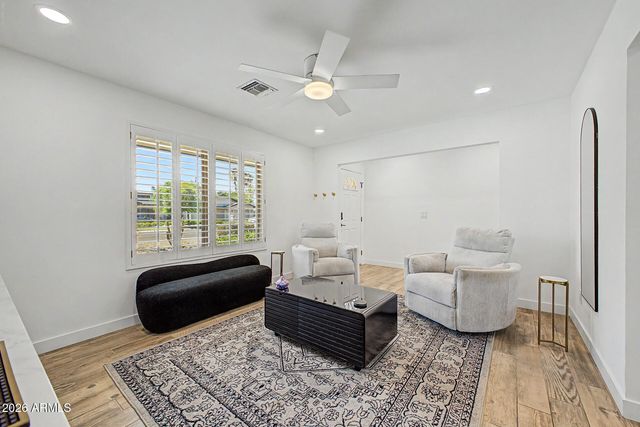 5040 E SUNNYSIDE Drive, Scottsdale, AZ 85254