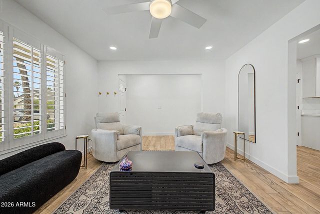 5040 E SUNNYSIDE Drive, Scottsdale, AZ 85254