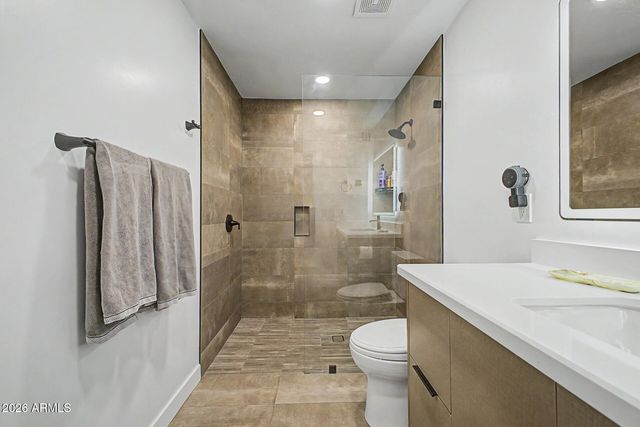 5040 E SUNNYSIDE Drive, Scottsdale, AZ 85254