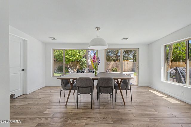 5040 E SUNNYSIDE Drive, Scottsdale, AZ 85254