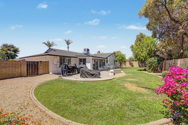 5040 E SUNNYSIDE Drive, Scottsdale, AZ 85254