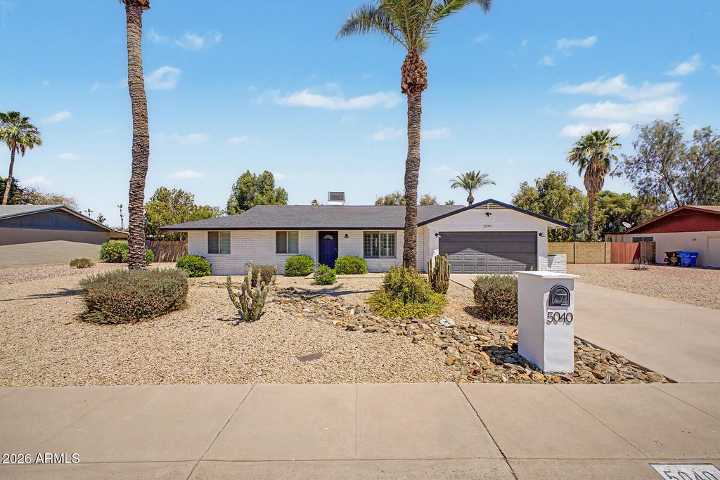 5040 E SUNNYSIDE Drive, Scottsdale, AZ 85254