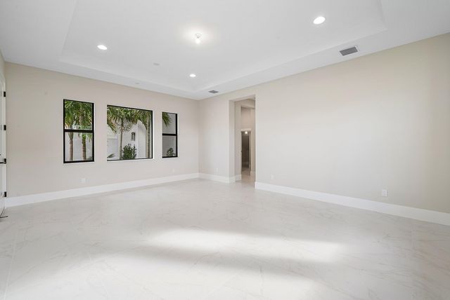 9109 Coral Isles Circle, Palm Beach Gardens, FL 33412