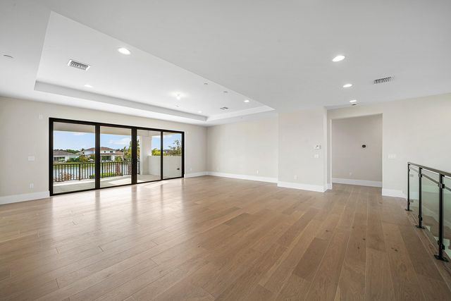 9109 Coral Isles Circle, Palm Beach Gardens, FL 33412