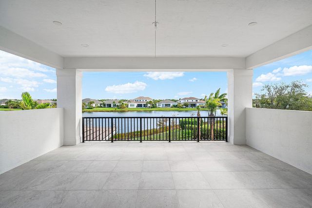 9109 Coral Isles Circle, Palm Beach Gardens, FL 33412