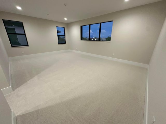 9109 Coral Isles Circle, Palm Beach Gardens, FL 33412