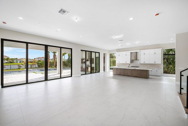 9109 Coral Isles Circle, Palm Beach Gardens, FL 33412
