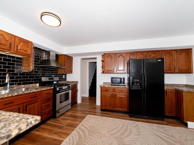 9079 Gotts Court, Augusta Twp, MI 48191