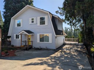 1306 Mt. Brynion Street, Kelso, WA 98626