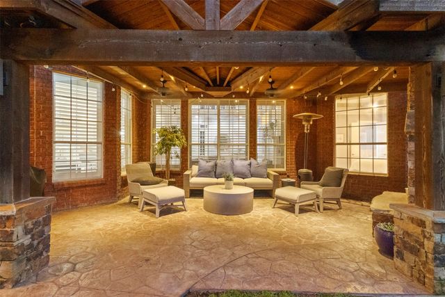 2906 Cottonwood Lane, Colleyville, TX 76034