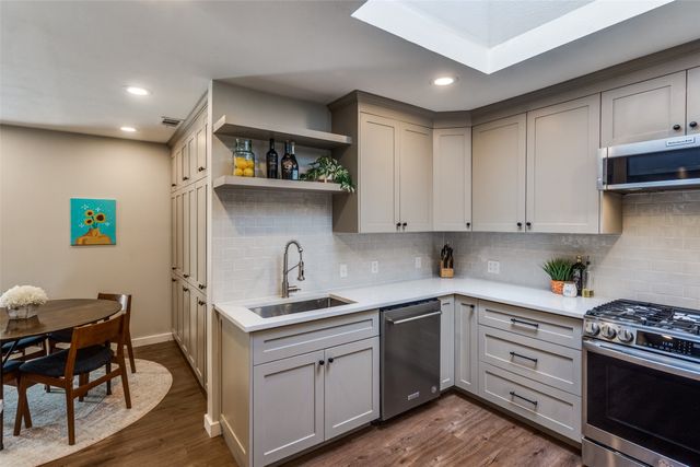 3127 Honeydew Drive, Carrollton, TX 75007