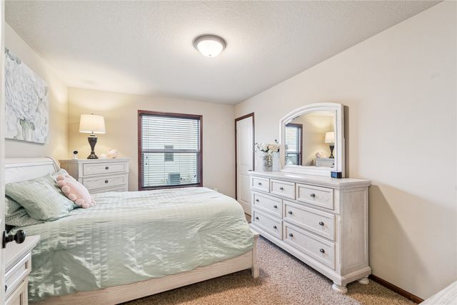 4118 146th Street, Urbandale, IA 50323