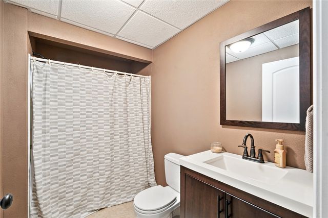 4118 146th Street, Urbandale, IA 50323