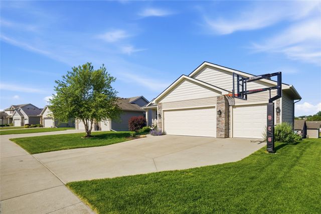 4118 146th Street, Urbandale, IA 50323