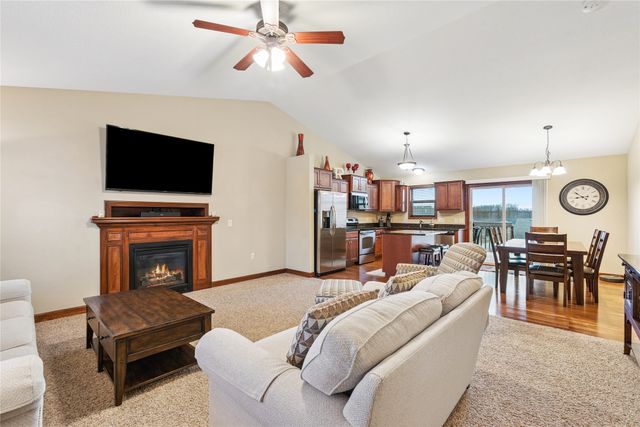 4118 146th Street, Urbandale, IA 50323