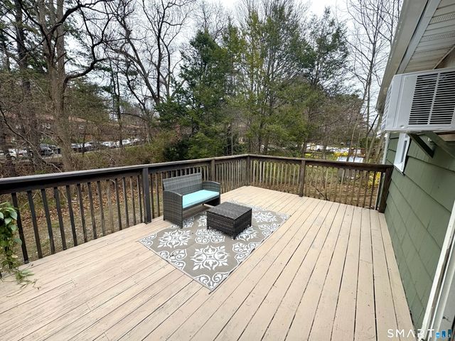 677 Middle Turnpike West, Manchester, CT 06040