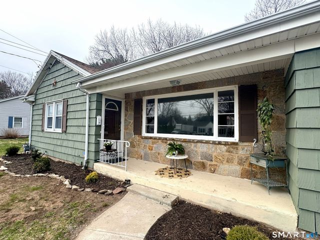 677 Middle Turnpike West, Manchester, CT 06040