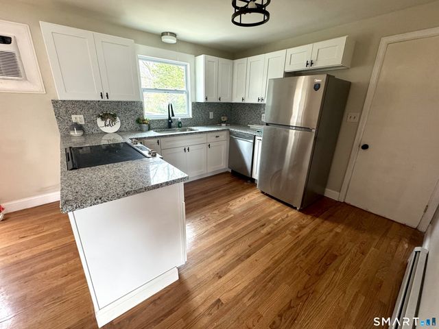 677 Middle Turnpike West, Manchester, CT 06040