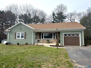 677 Middle Turnpike West, Manchester, CT 06040