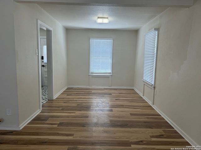 922 McIlvaine Apt 2, San Antonio, TX 78201
