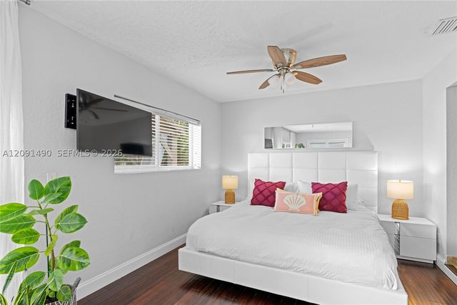1841 SE 6th St, Pompano Beach, FL 33060