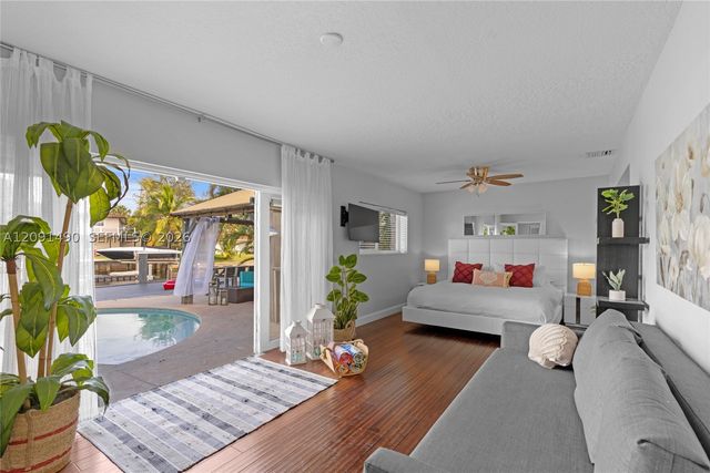 1841 SE 6th St, Pompano Beach, FL 33060