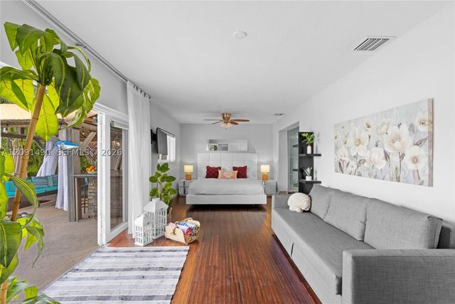1841 SE 6th St, Pompano Beach, FL 33060