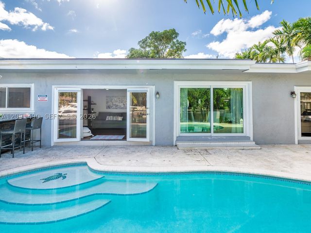1841 SE 6th St, Pompano Beach, FL 33060