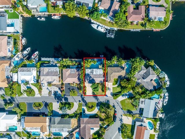1841 SE 6th St, Pompano Beach, FL 33060