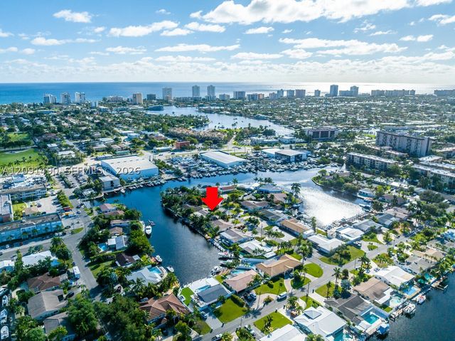 1841 SE 6th St, Pompano Beach, FL 33060