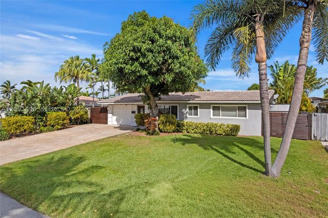 1841 SE 6th St, Pompano Beach, FL 33060
