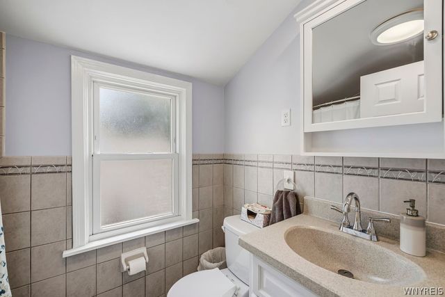146 Snug Haven Court, Tonawanda, NY 14150