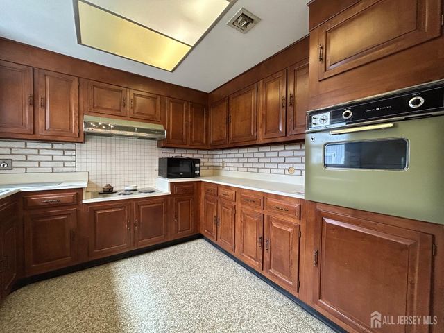 136 Plymouth Lane C, Monroe, NJ 08831