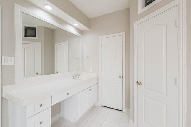 5911 Brook Bend Drive, Sugar Land, TX 77479