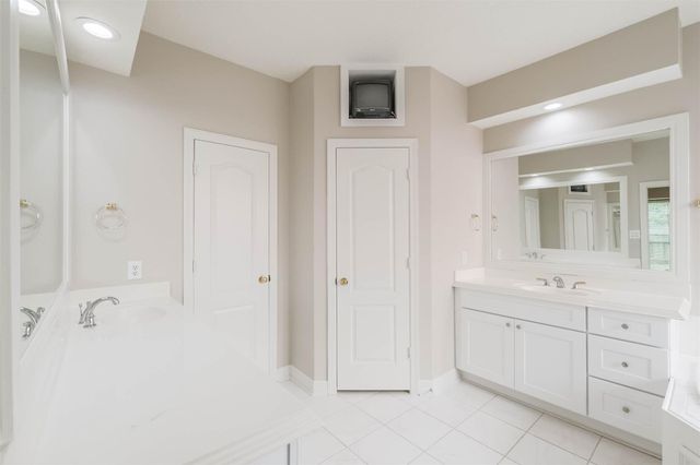 5911 Brook Bend Drive, Sugar Land, TX 77479