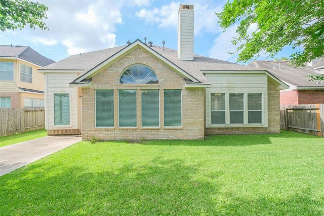 5911 Brook Bend Drive, Sugar Land, TX 77479